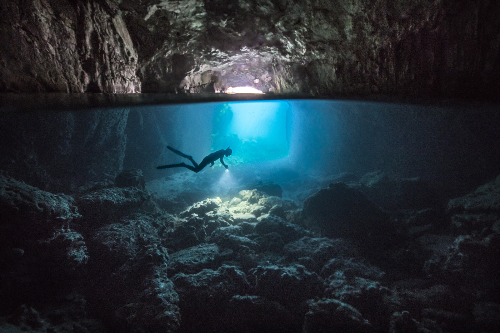La grotte bleu calanque de Morgiou Marseille